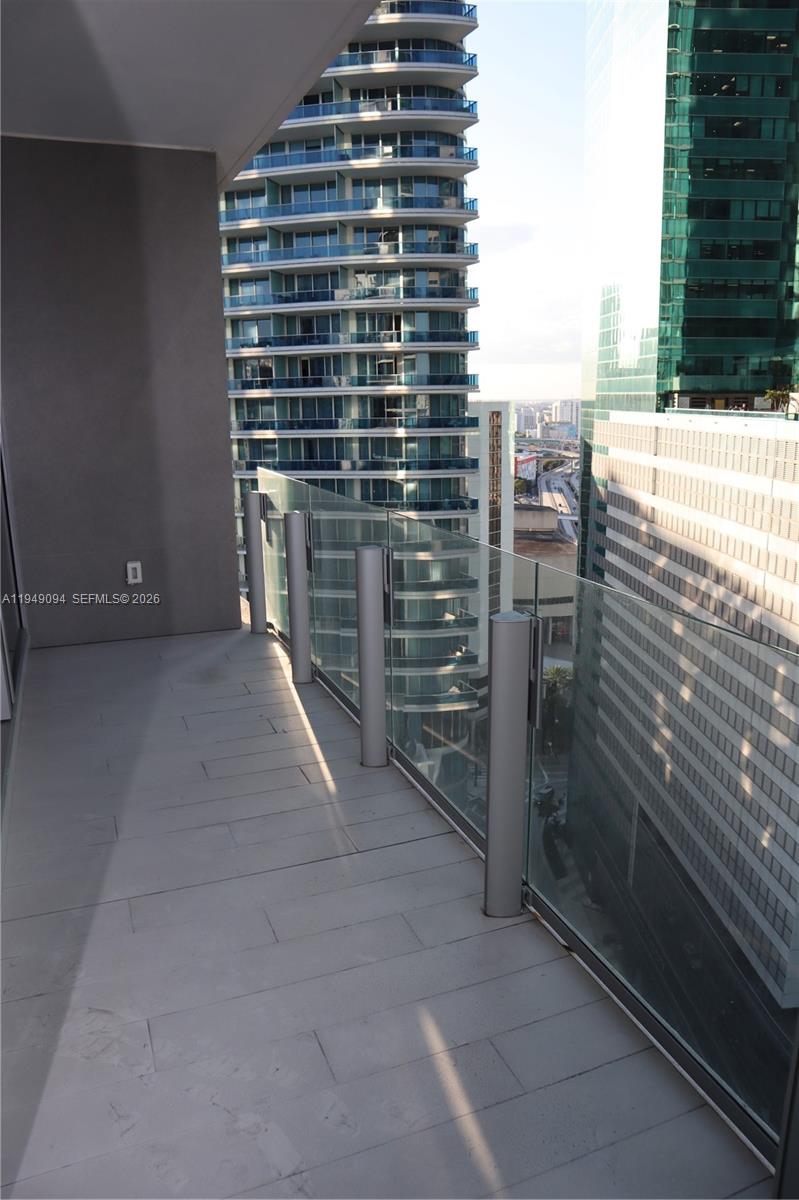 300 Biscayne Blvd Way #2308W, Miami FL 33131