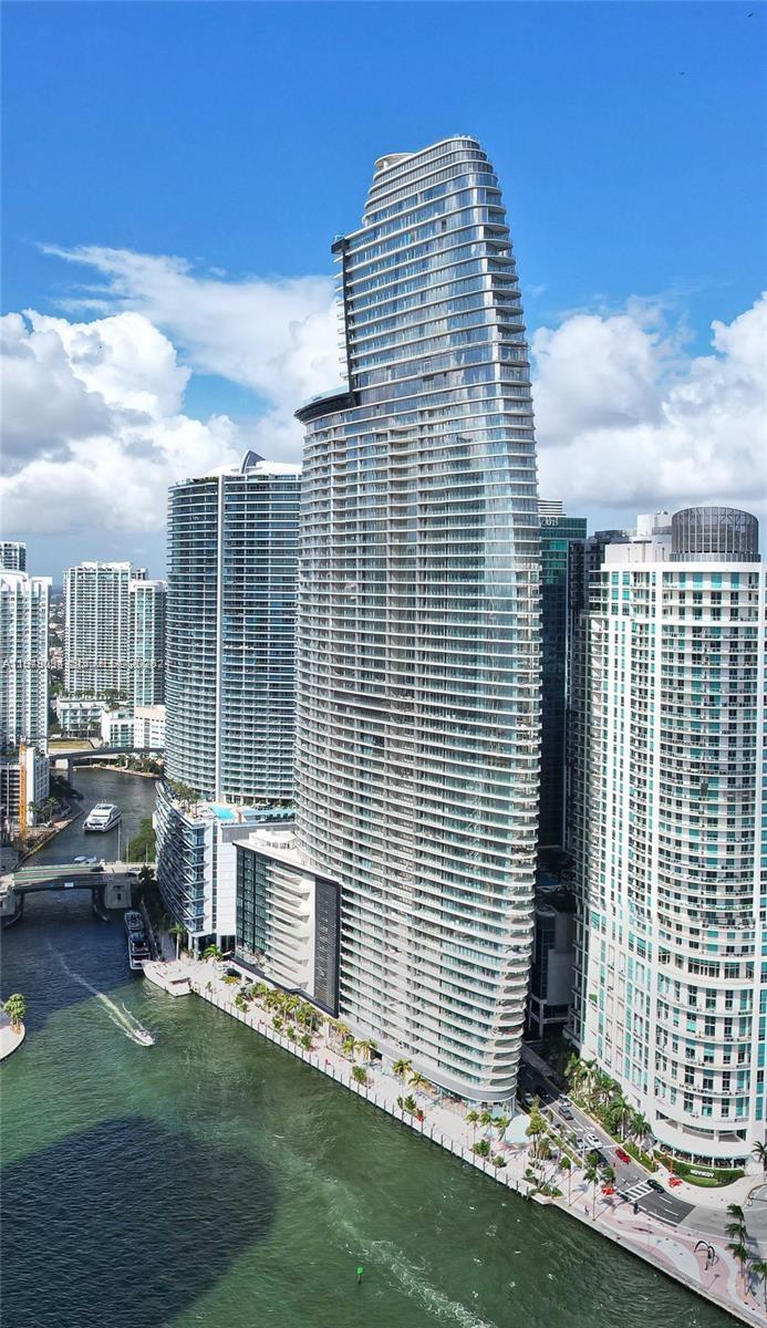 300 Biscayne Blvd Way #2308W, Miami FL 33131