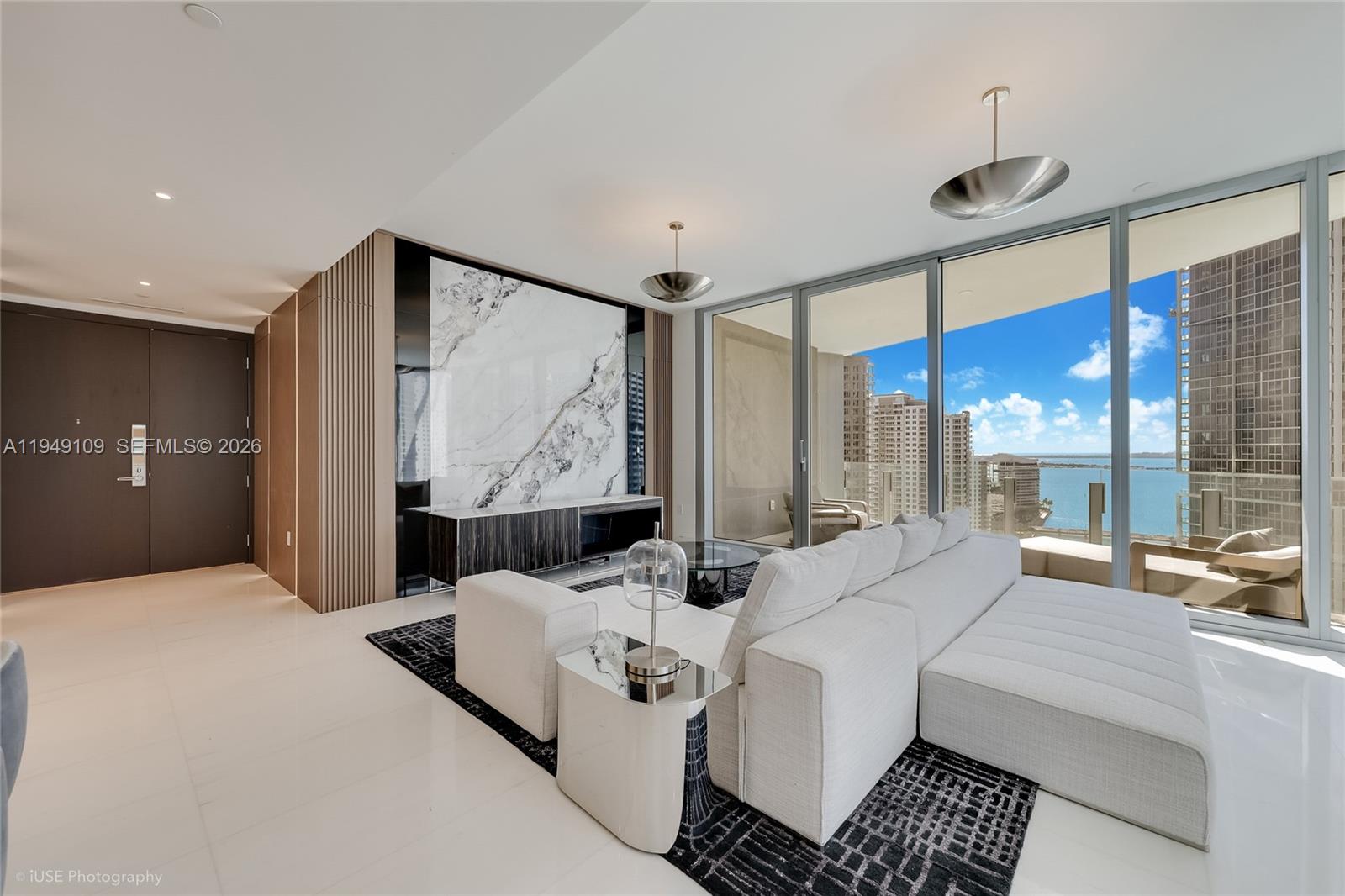 300 Biscayne Boulevard Way #2307W, Miami FL 33131