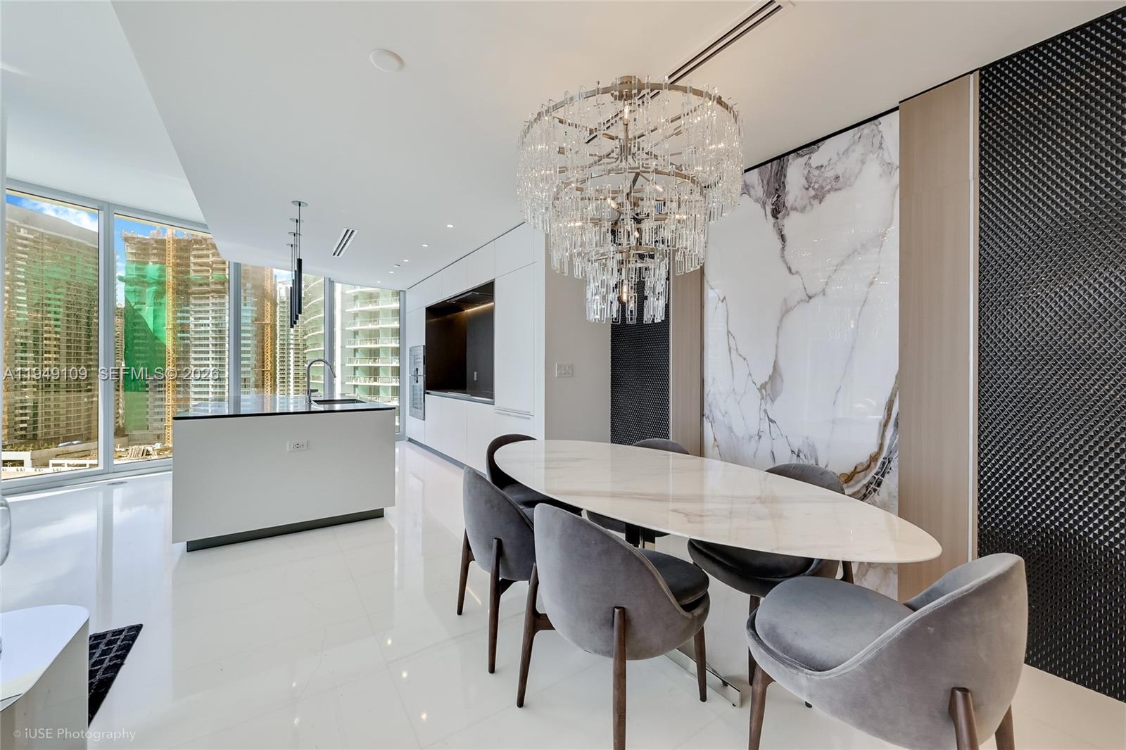 300 Biscayne Boulevard Way #2307W, Miami FL 33131