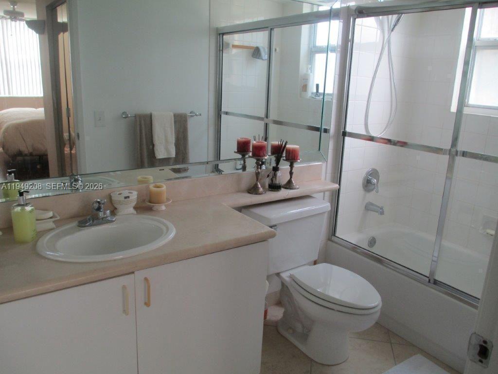 19901 E Country Club Dr #2202, Aventura FL 33180