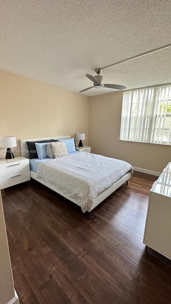 19901 E Country Club Dr #2202, Aventura FL 33180