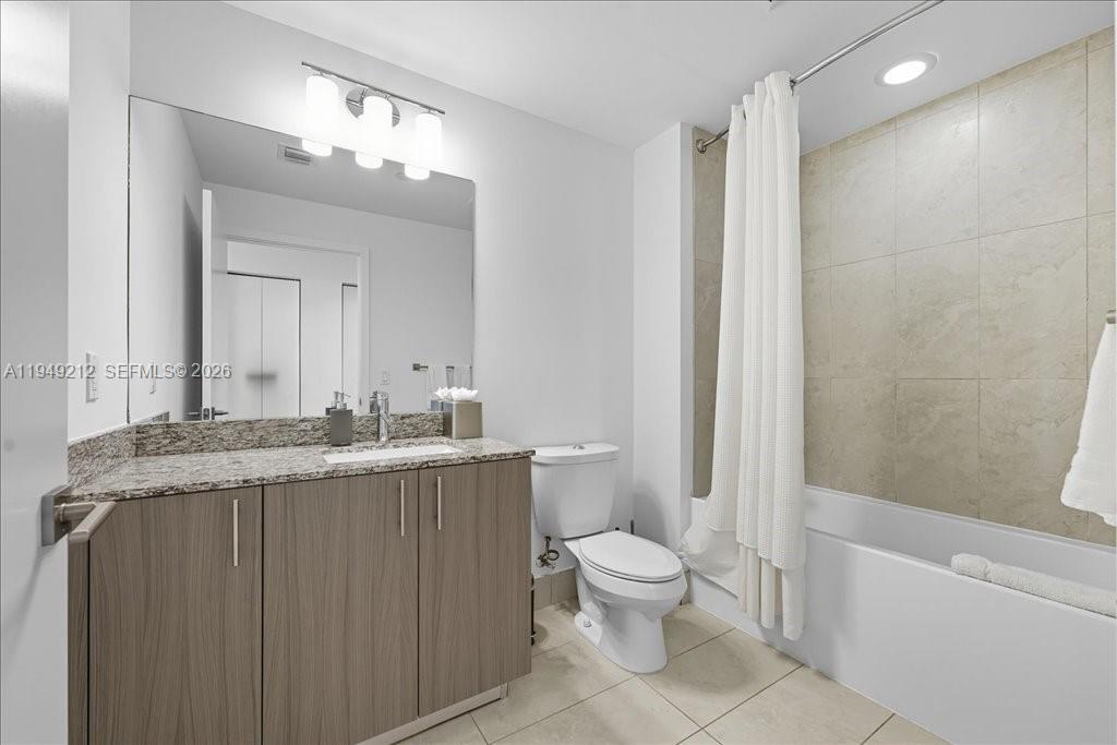 5350 NW 84th Ave #505, Doral FL 33166