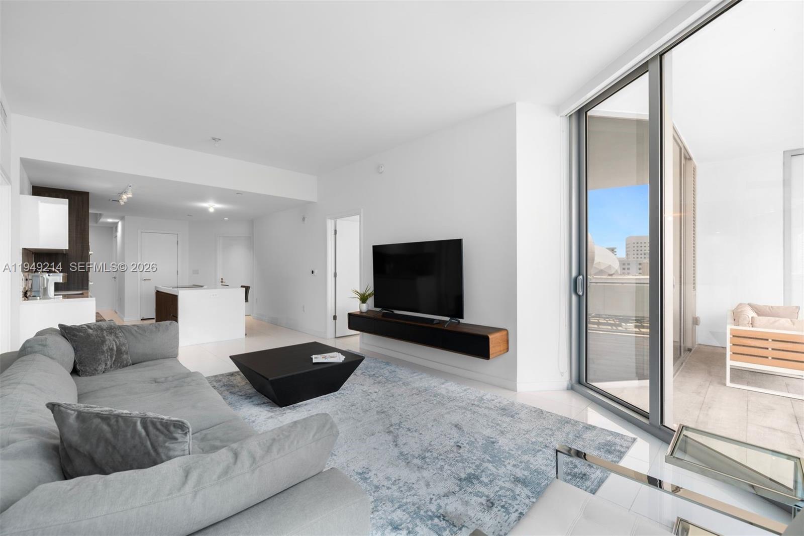 851 NE 1st Ave #1008, Miami FL 33132
