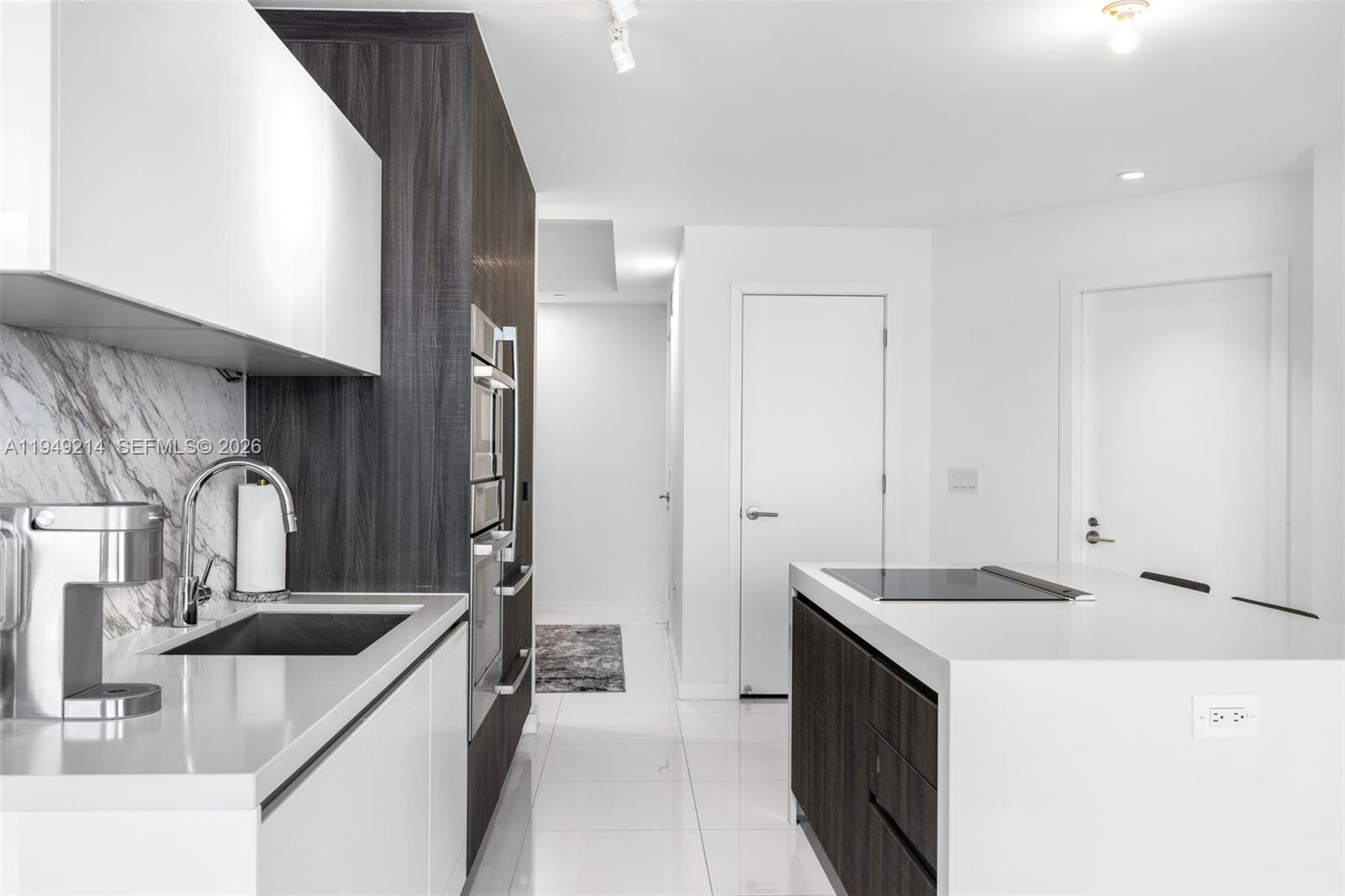 851 NE 1st Ave #1008, Miami FL 33132