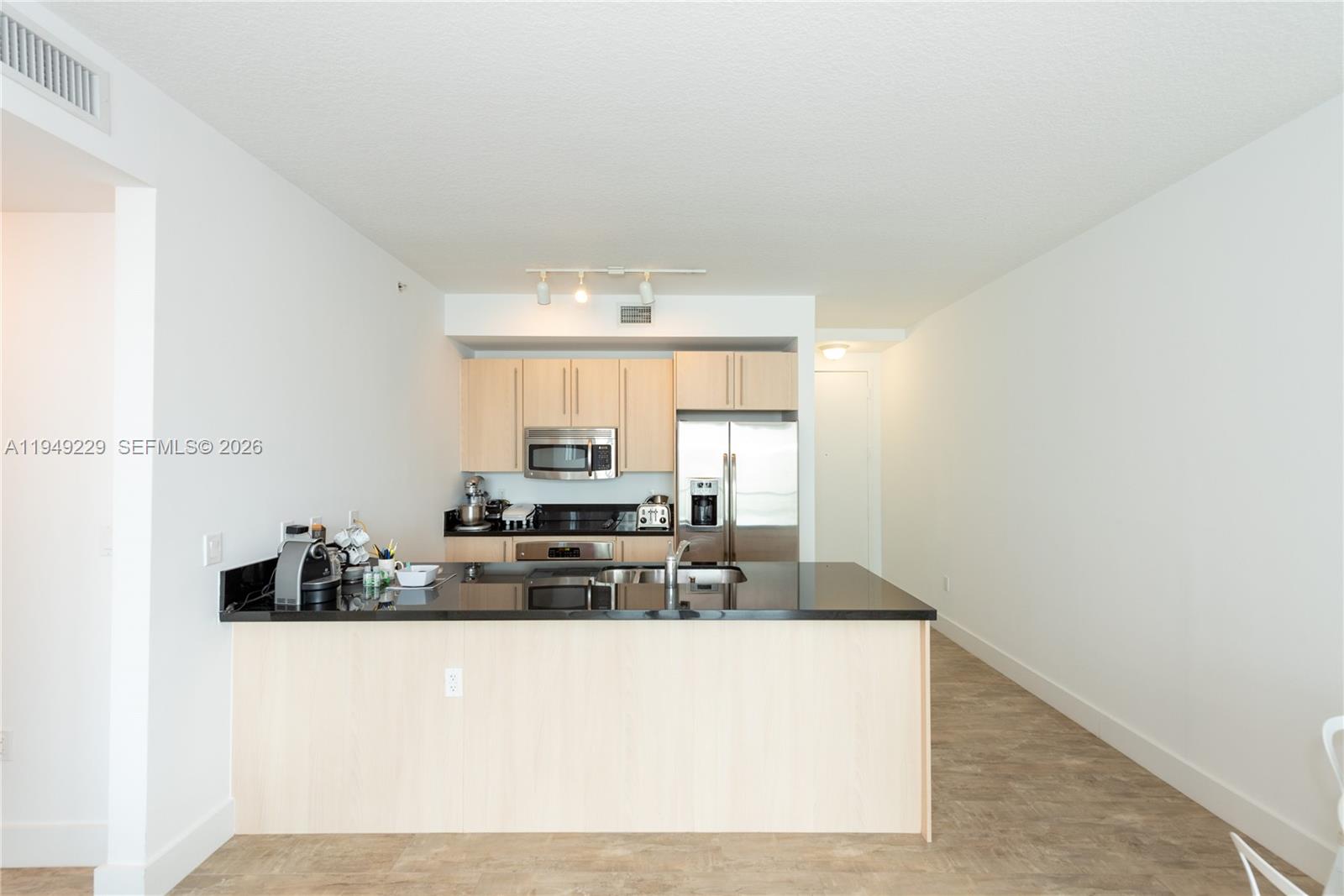 79 SW 12th St #1911-S, Miami FL 33130