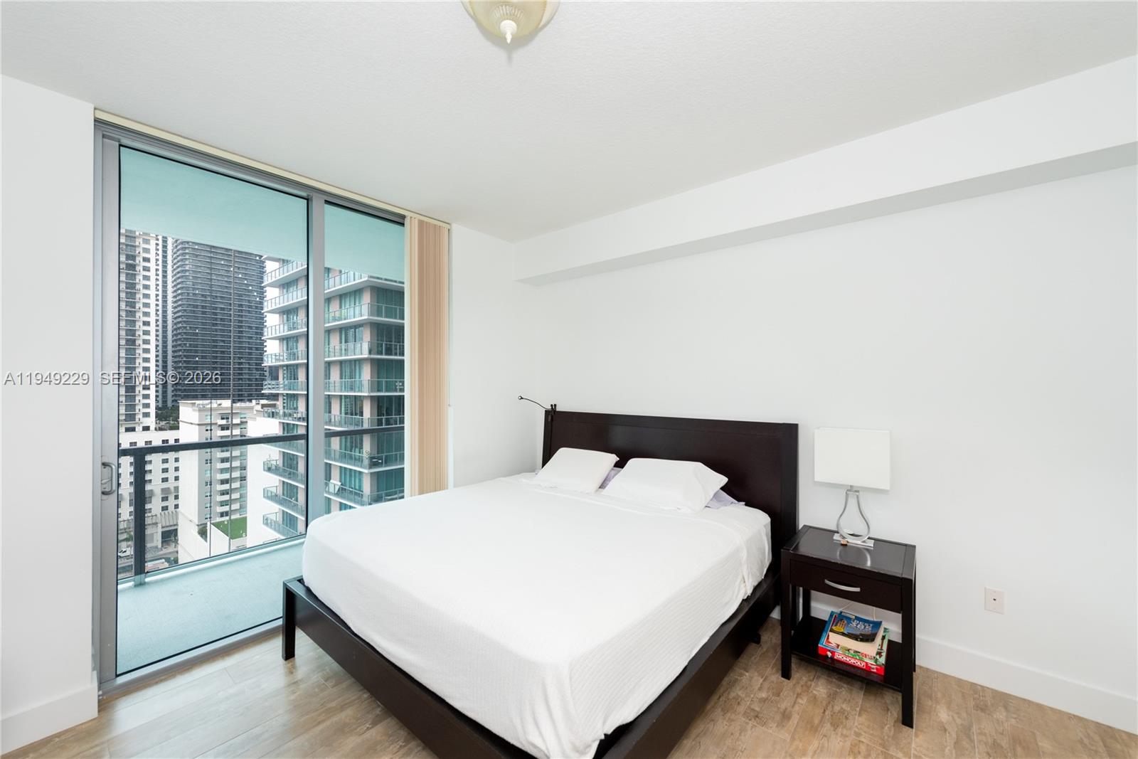 79 SW 12th St #1911-S, Miami FL 33130