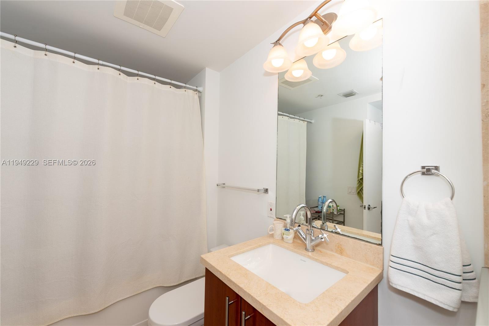 79 SW 12th St #1911-S, Miami FL 33130