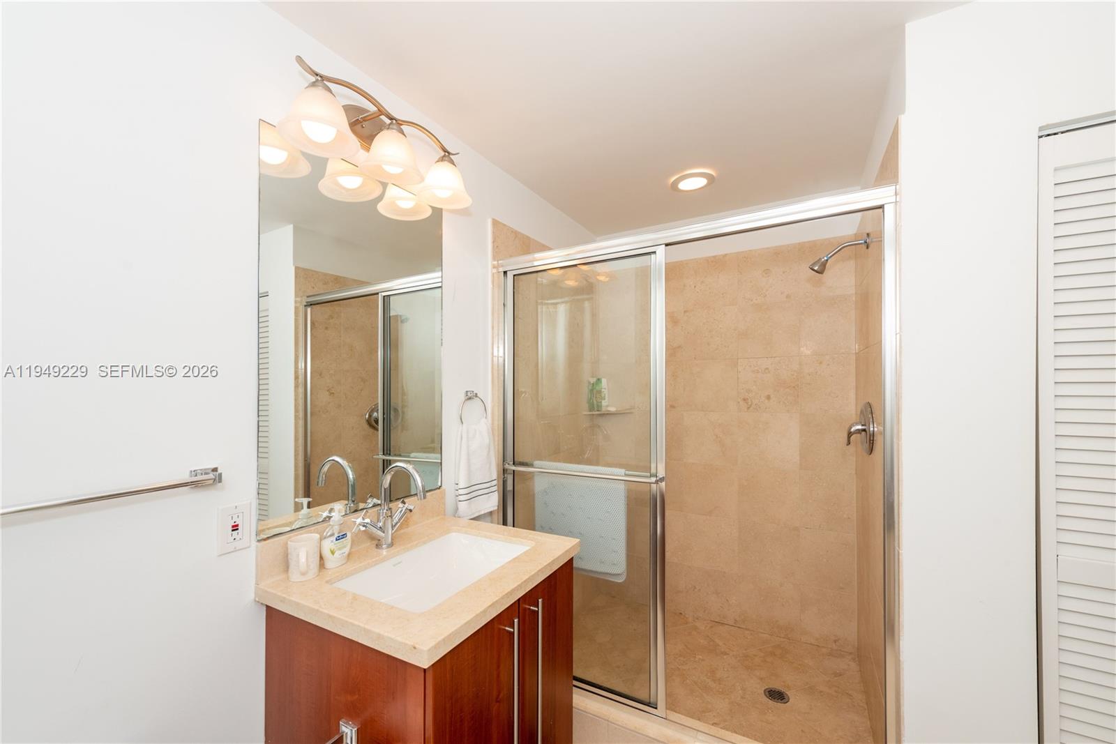 79 SW 12th St #1911-S, Miami FL 33130