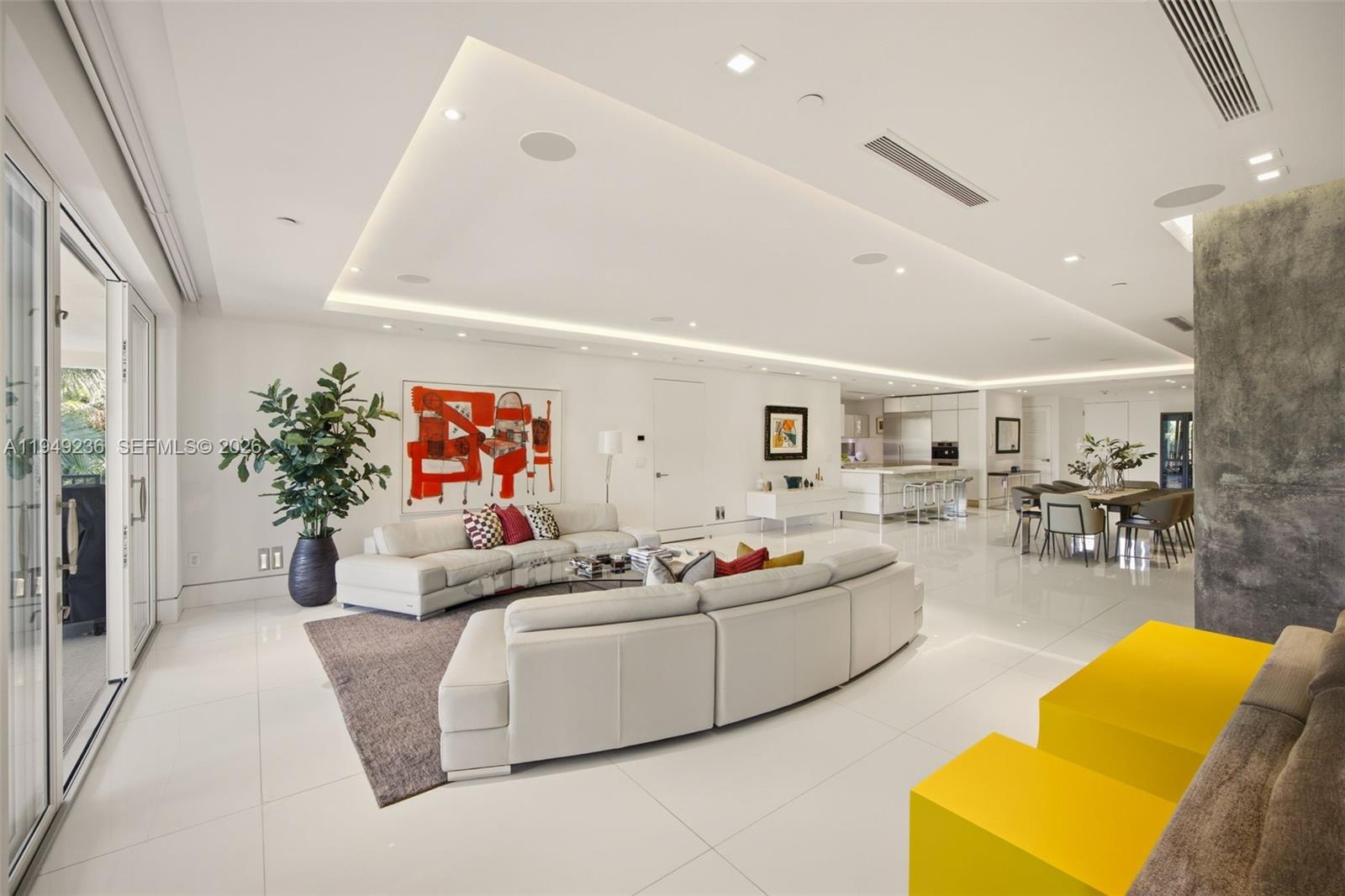 3535 Hiawatha Ave #305, Coconut Grove FL 33133