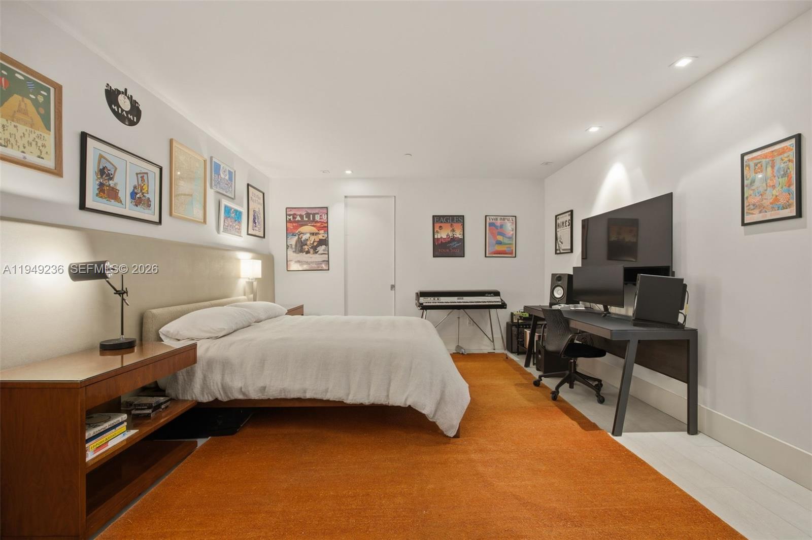 3535 Hiawatha Ave #305, Coconut Grove FL 33133