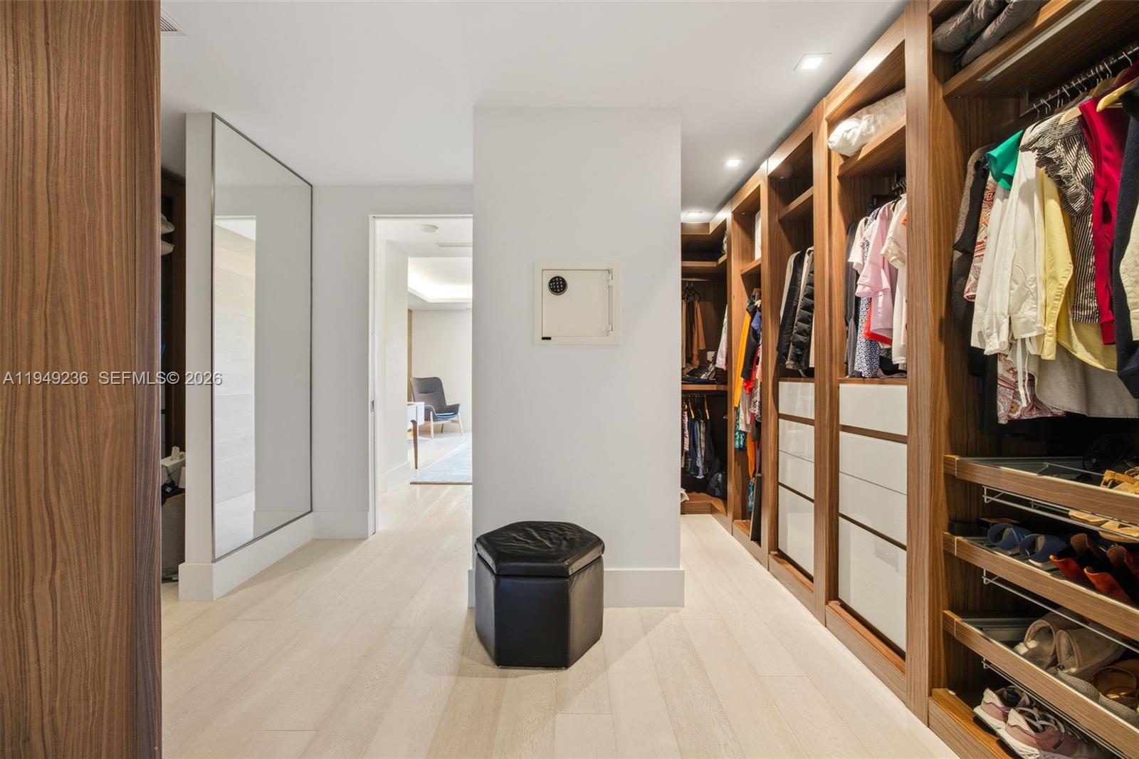 3535 Hiawatha Ave #305, Coconut Grove FL 33133