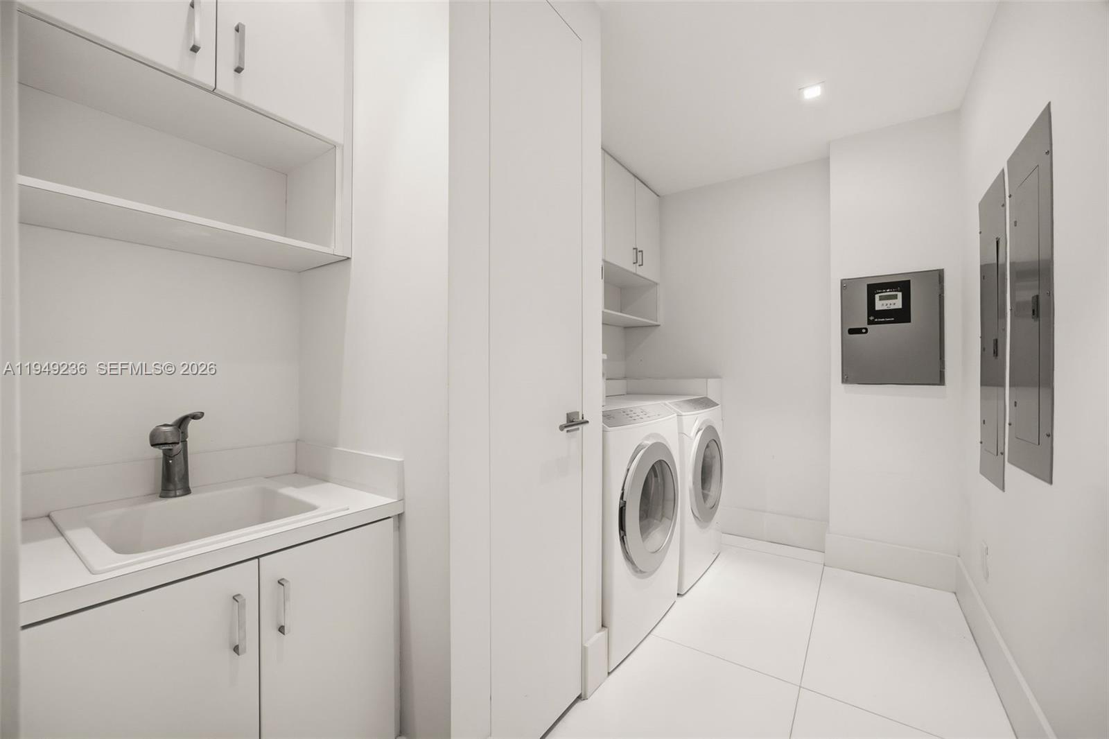 3535 Hiawatha Ave #305, Coconut Grove FL 33133