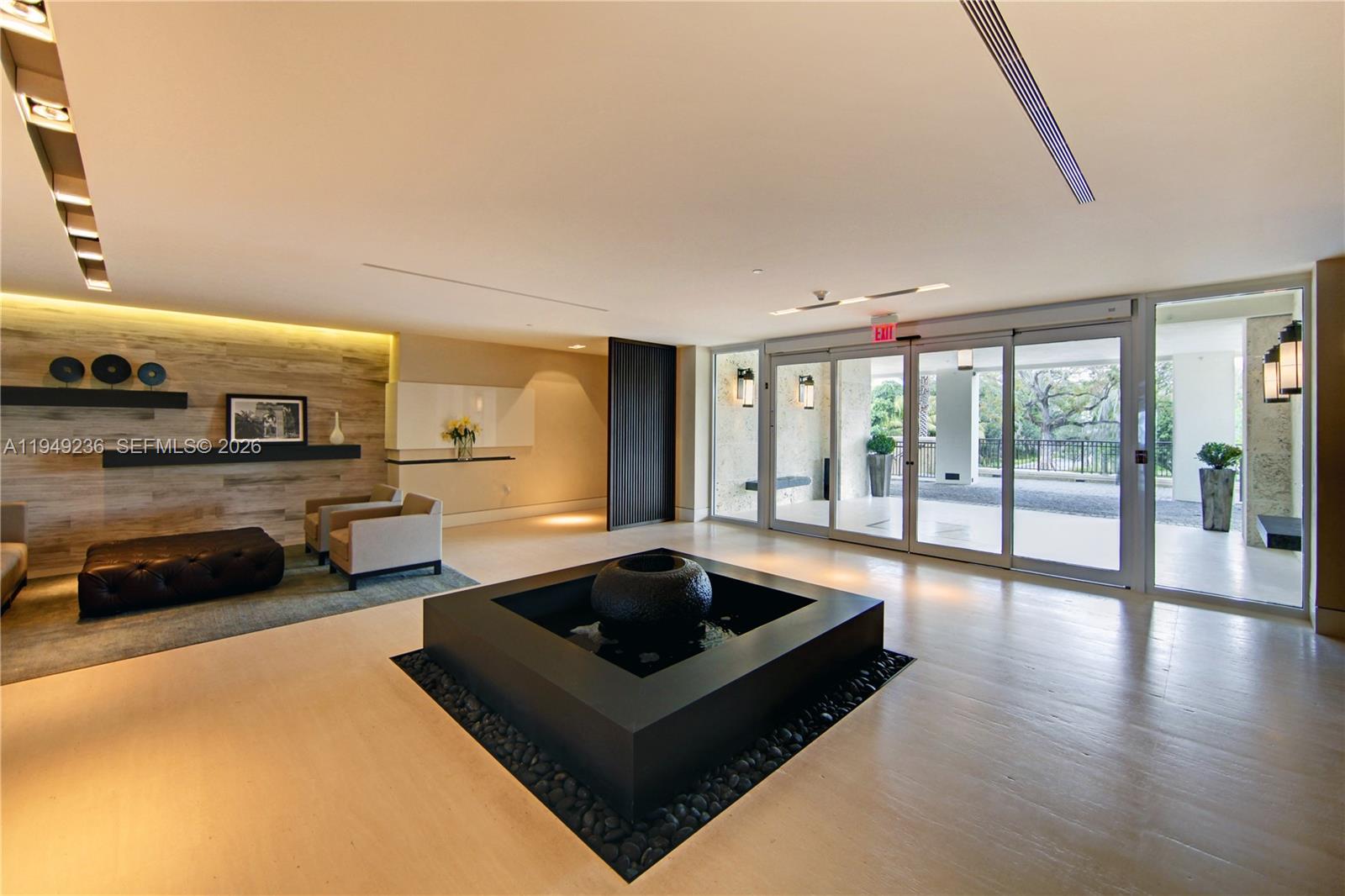 3535 Hiawatha Ave #305, Coconut Grove FL 33133