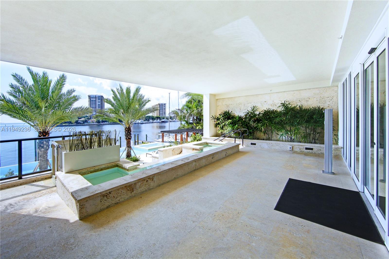 3535 Hiawatha Ave #305, Coconut Grove FL 33133