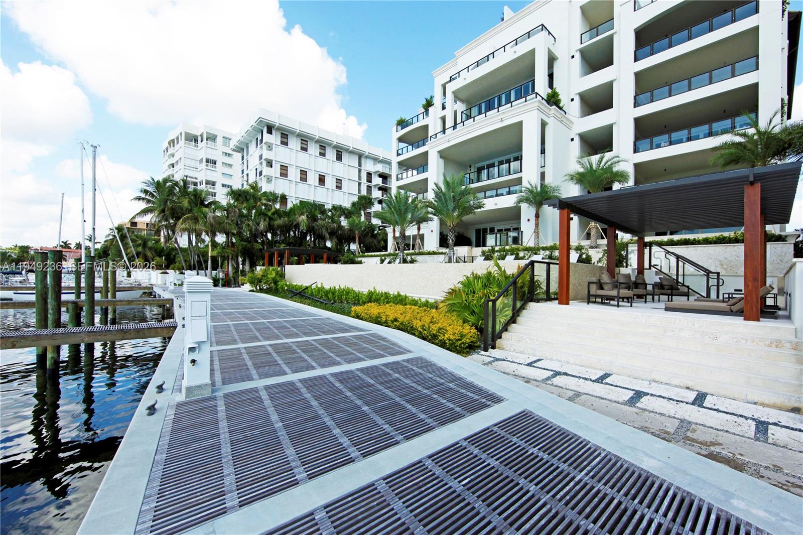 3535 Hiawatha Ave #305, Coconut Grove FL 33133