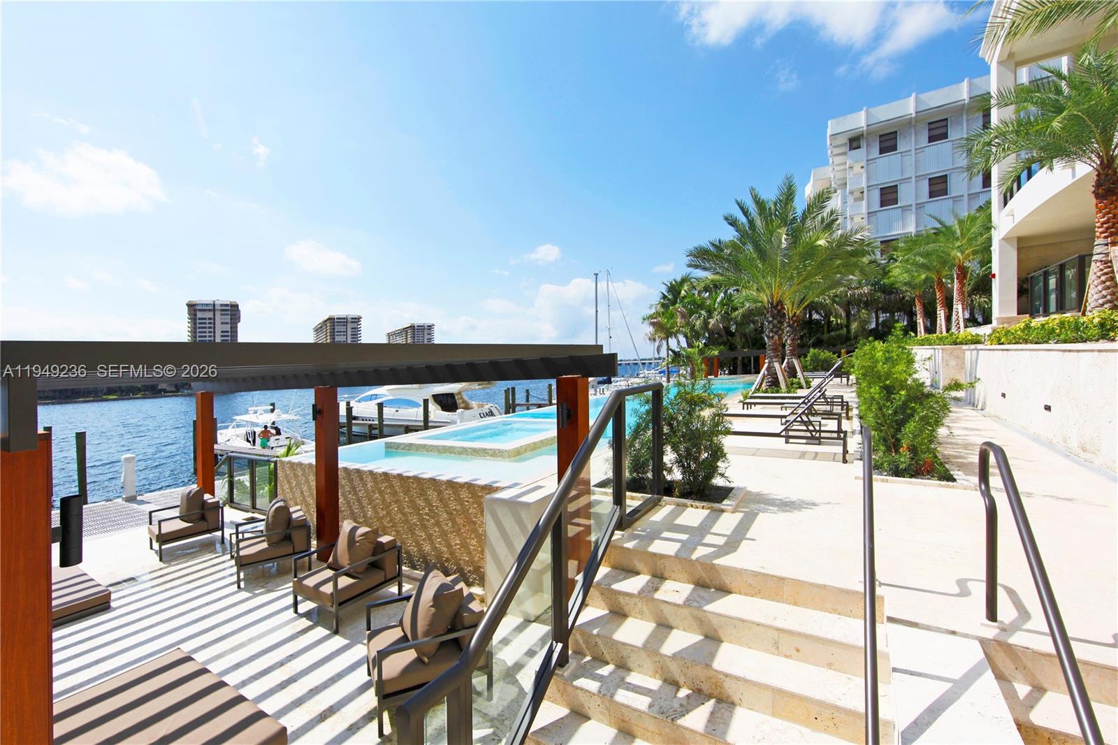 3535 Hiawatha Ave #305, Coconut Grove FL 33133