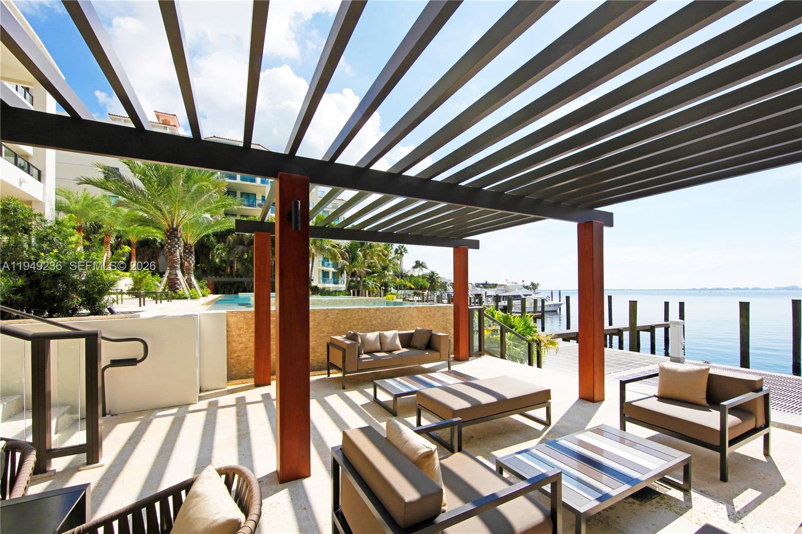 3535 Hiawatha Ave #305, Coconut Grove FL 33133