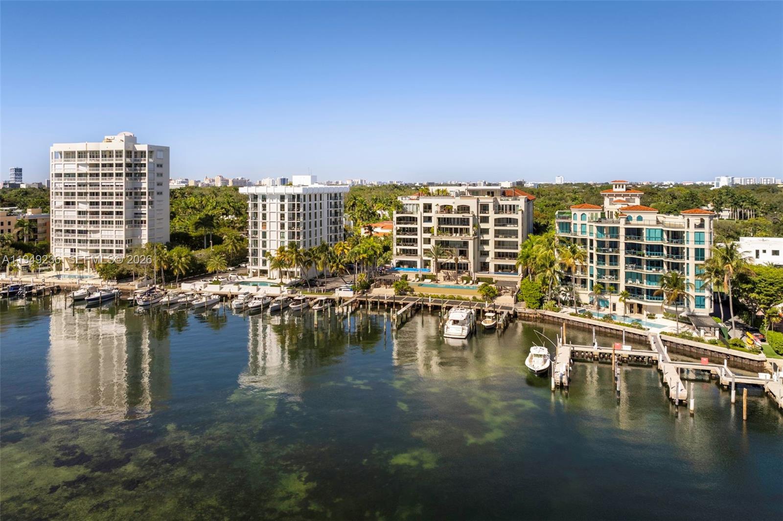 3535 Hiawatha Ave #305, Coconut Grove FL 33133