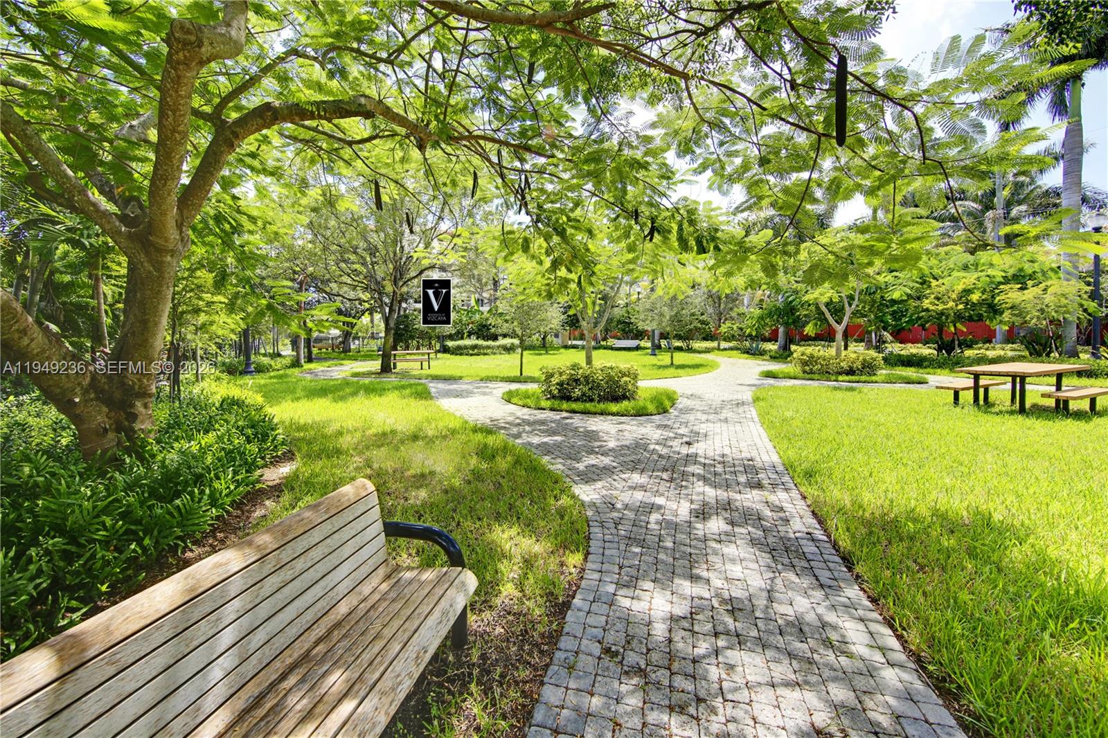 3535 Hiawatha Ave #305, Coconut Grove FL 33133
