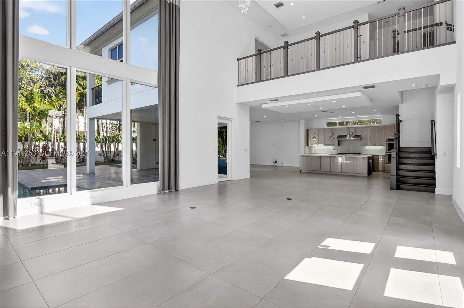 201 NE 6th St, Boca Raton FL 33432