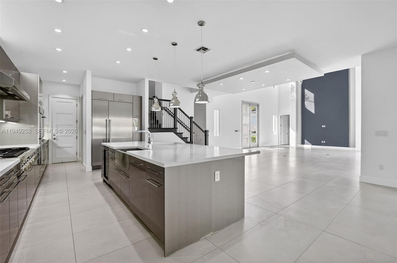 201 NE 6th St, Boca Raton FL 33432