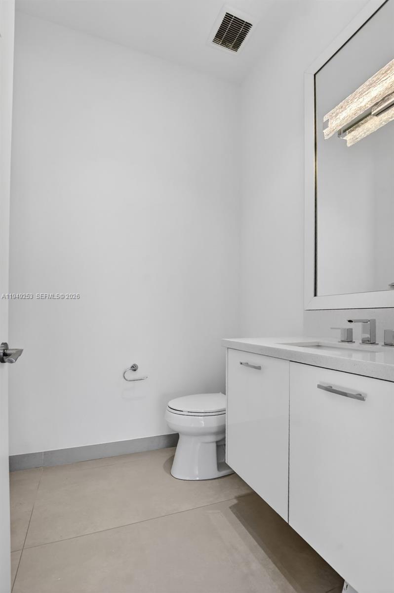 201 NE 6th St, Boca Raton FL 33432