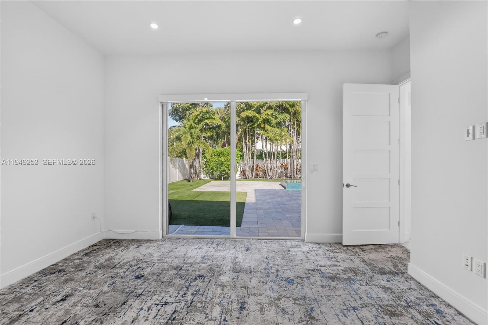 201 NE 6th St, Boca Raton FL 33432
