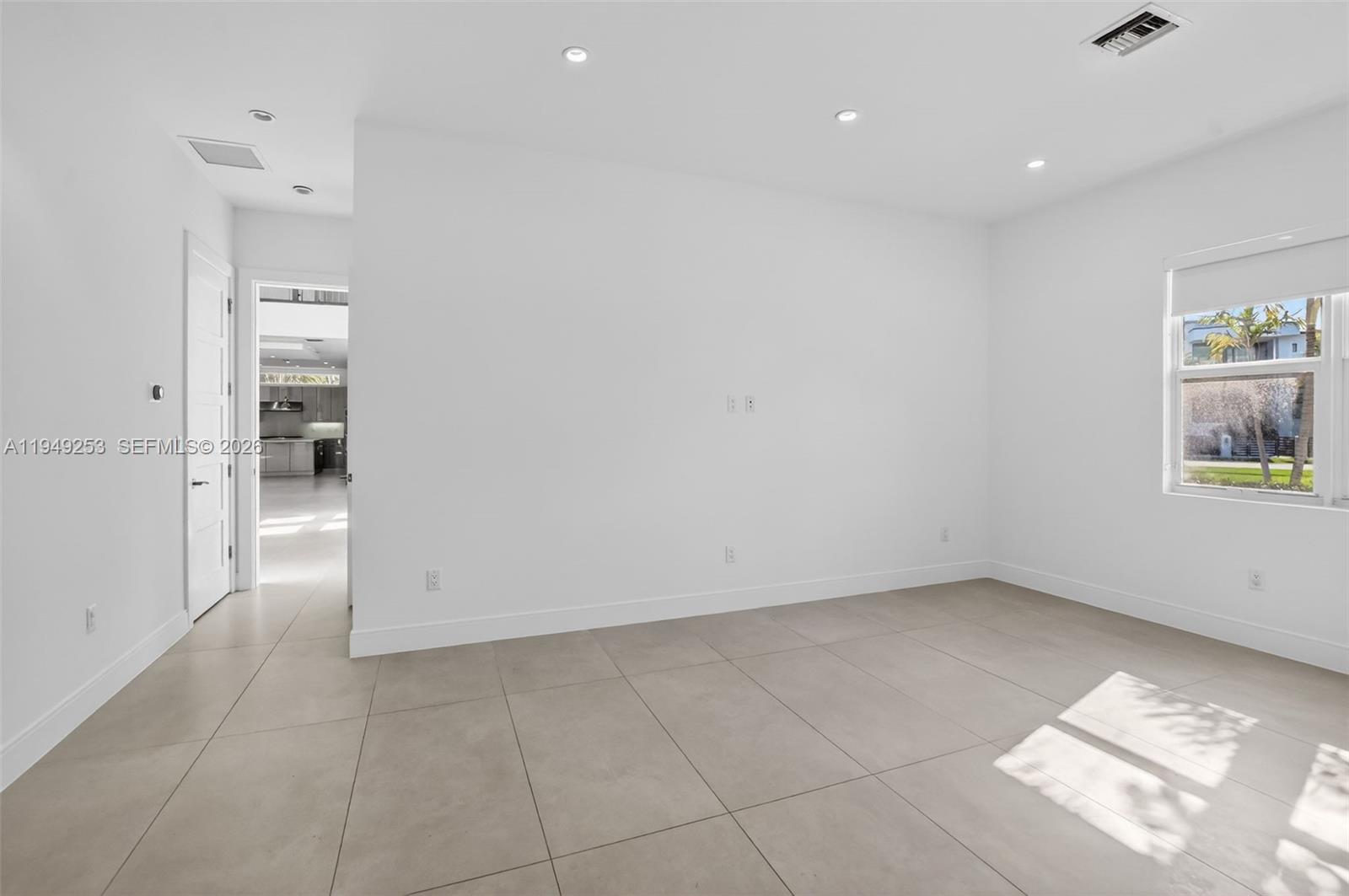 201 NE 6th St, Boca Raton FL 33432