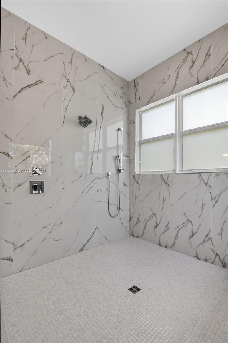 201 NE 6th St, Boca Raton FL 33432