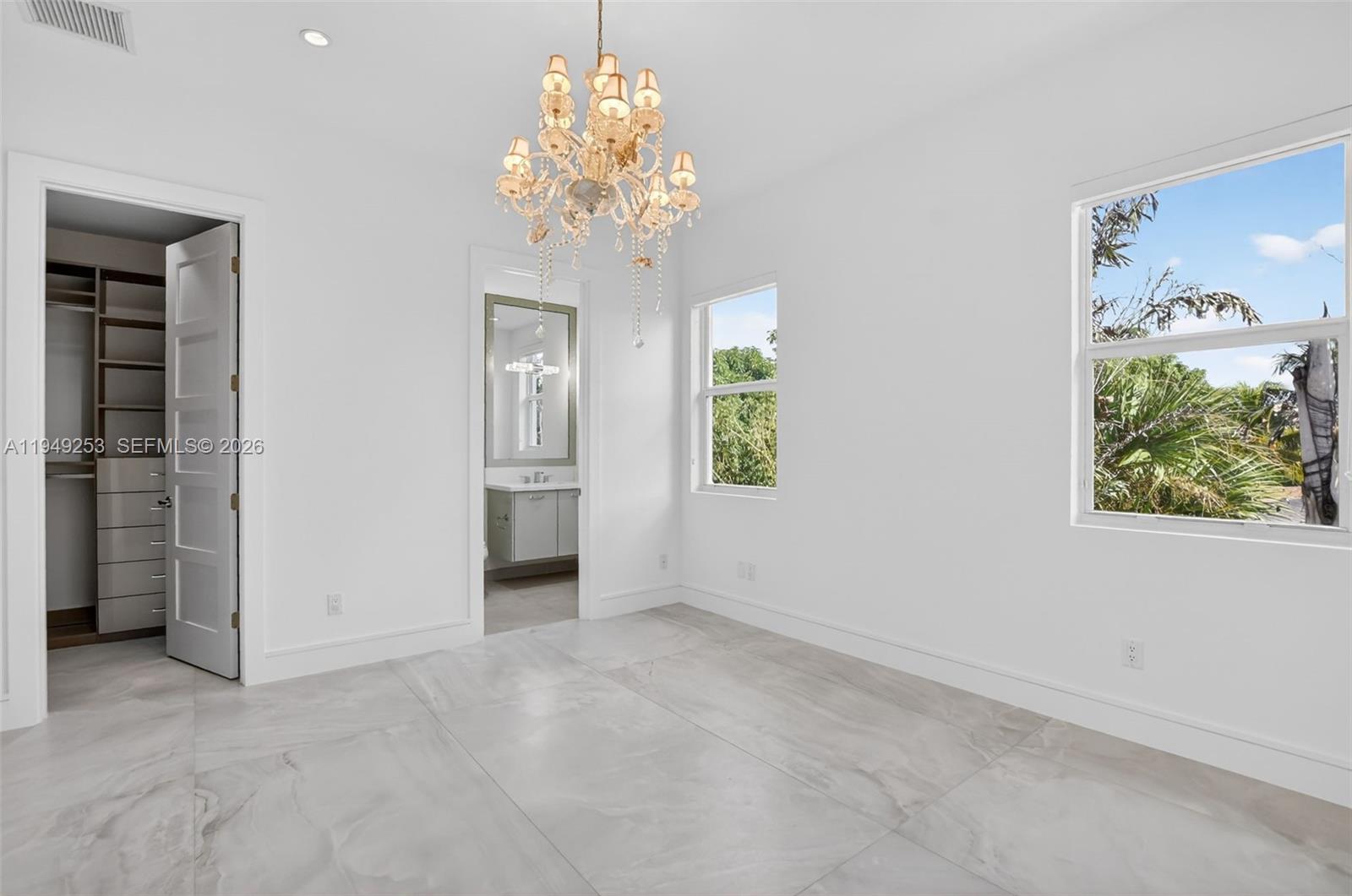 201 NE 6th St, Boca Raton FL 33432