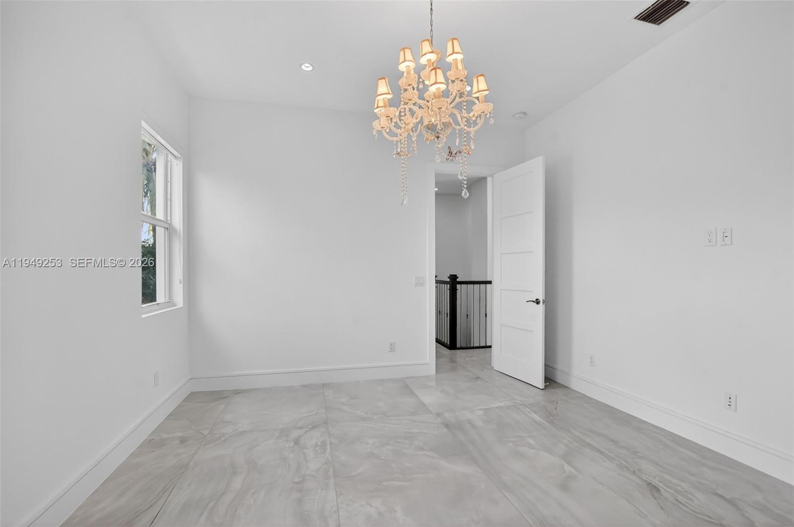 201 NE 6th St, Boca Raton FL 33432