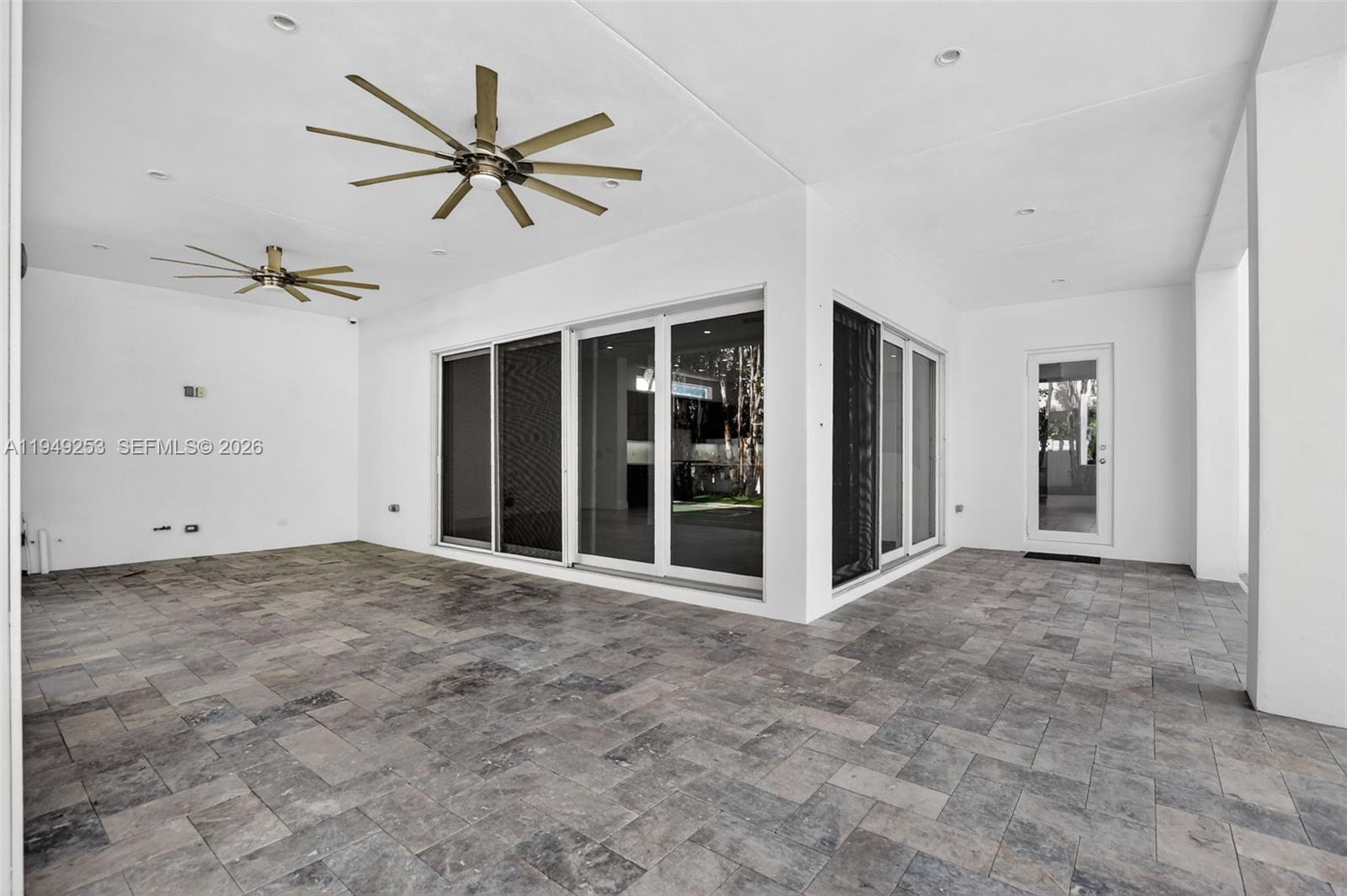 201 NE 6th St, Boca Raton FL 33432