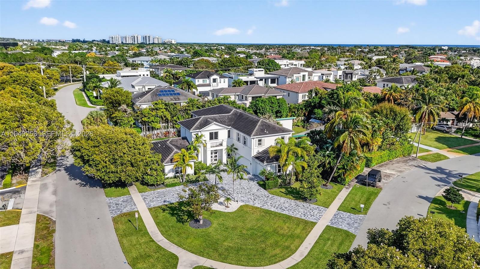 201 NE 6th St, Boca Raton FL 33432