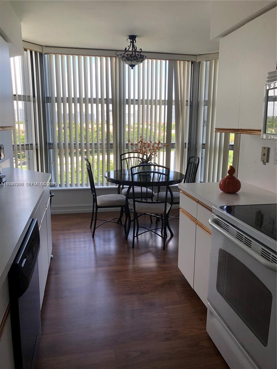 3400 NE 192nd St #609, Aventura FL 33180