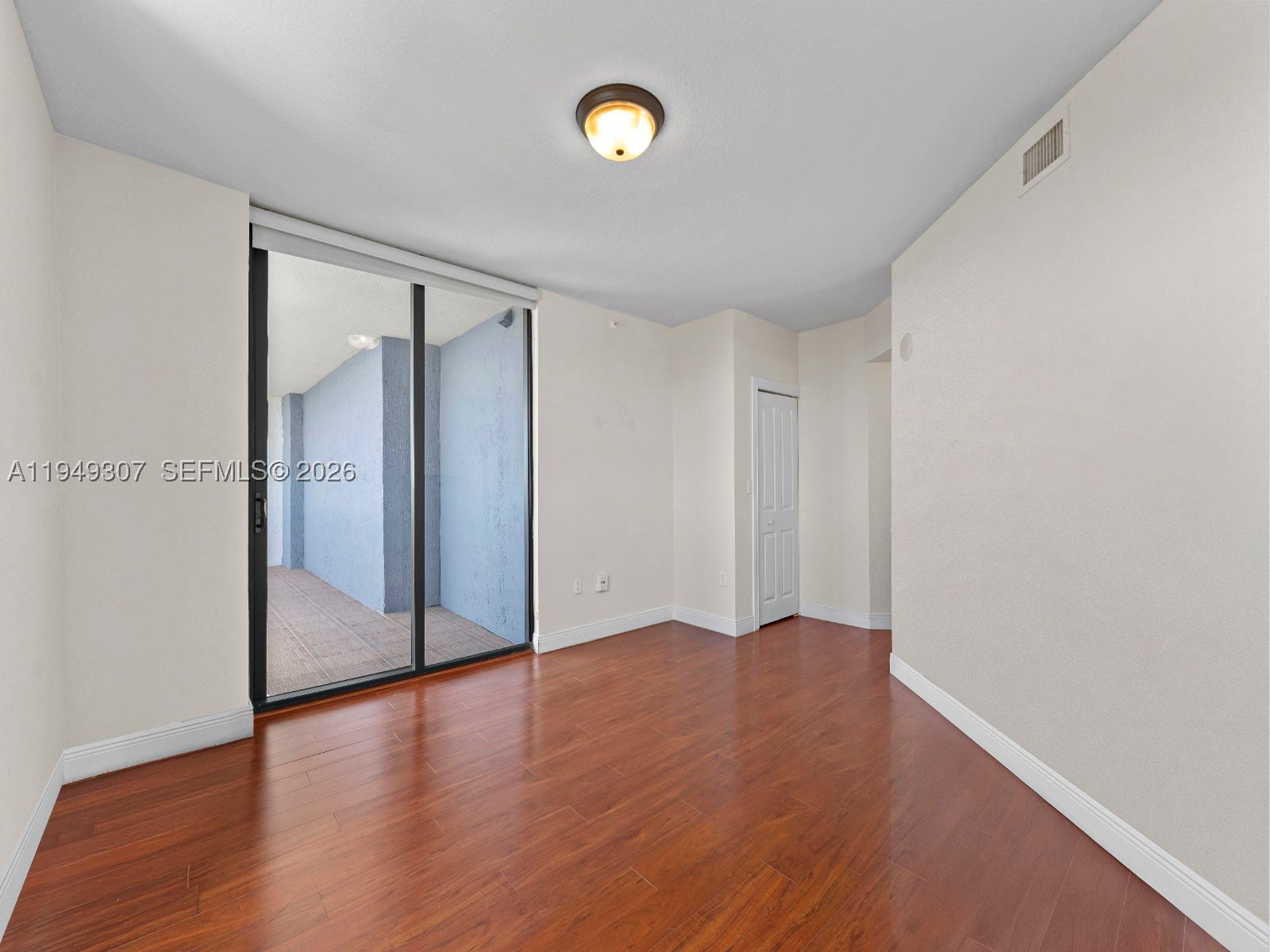 2301 SW 27th Ave #1403, Miami FL 33145