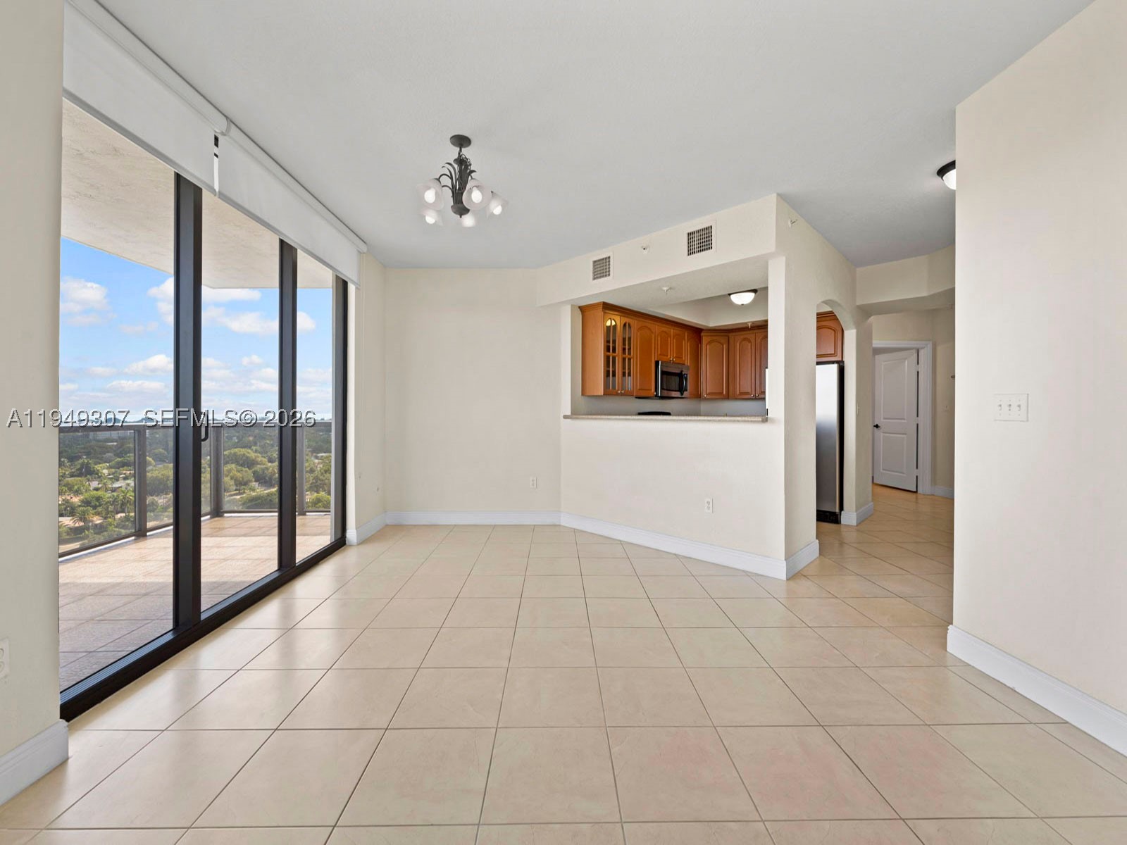 2301 SW 27th Ave #1403, Miami FL 33145