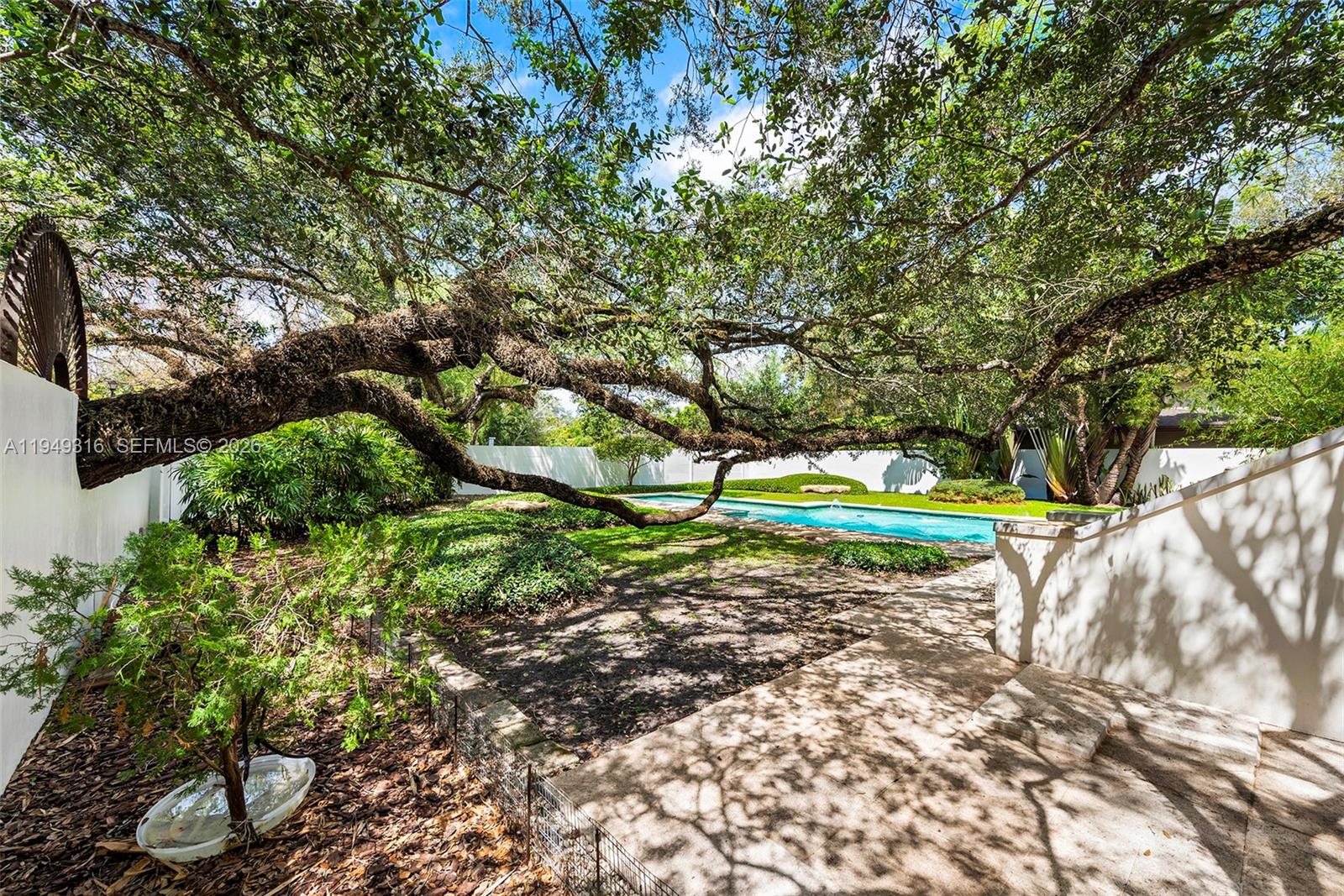 4191 Lybyer Ave, Miami FL 33133