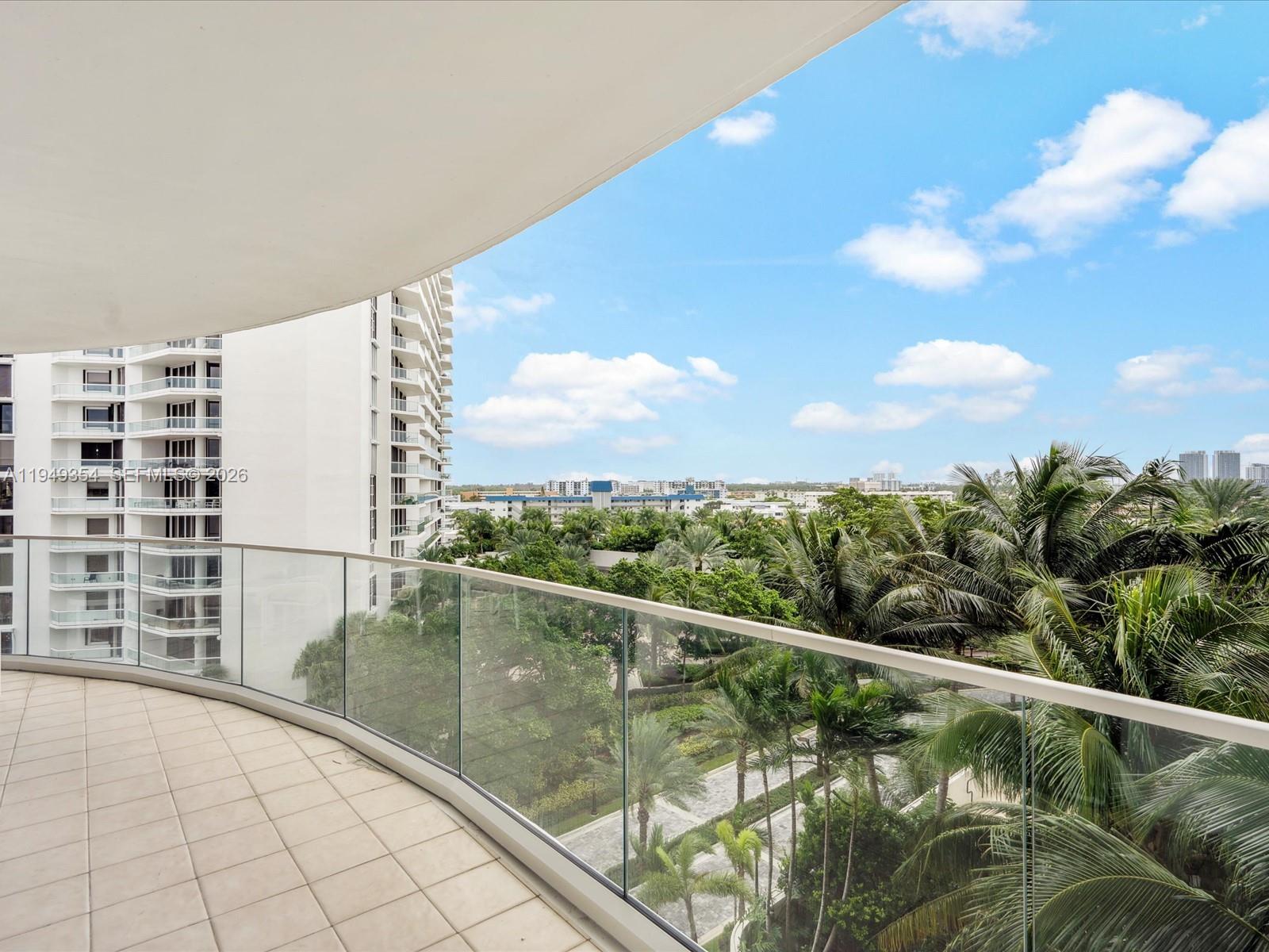 2800 Island Blvd #702, Aventura FL 33160