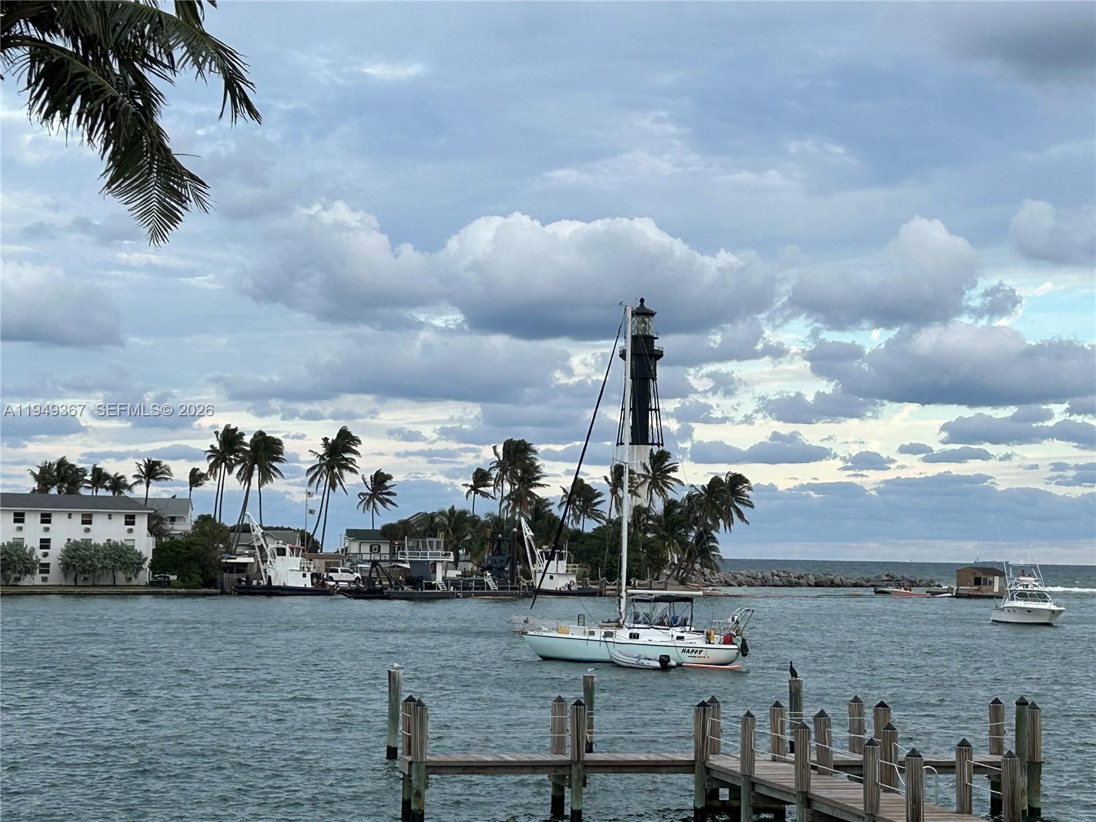 2508 Bay Dr #12, Pompano Beach FL 33062