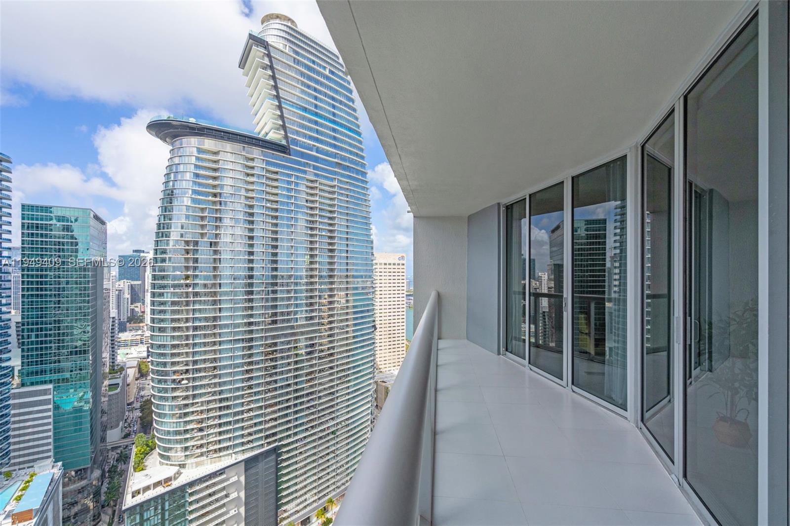 465 Brickell Ave #4006, Miami FL 33131