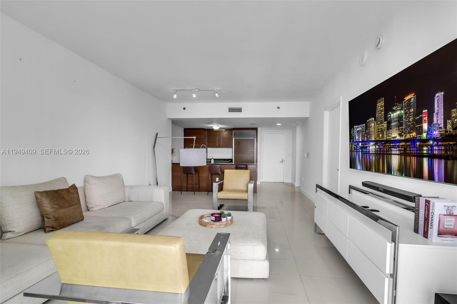 465 Brickell Ave #4006, Miami FL 33131