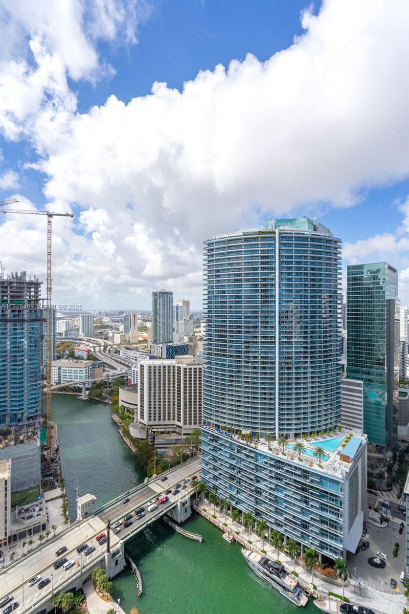 465 Brickell Ave #4006, Miami FL 33131