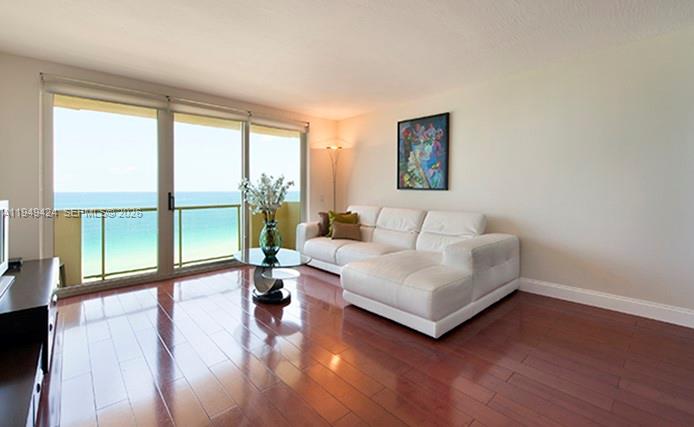 Surfside FL 33154 - A11949424