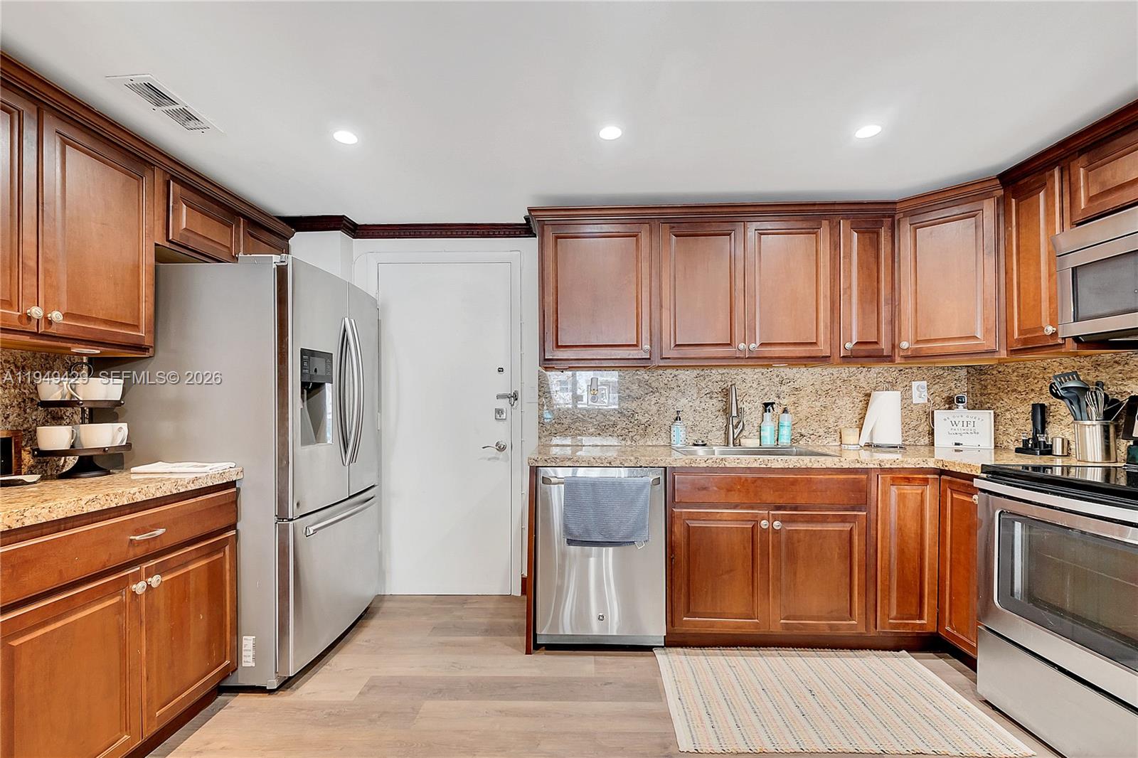 1701 S Ocean Dr #202, Hollywood FL 33019