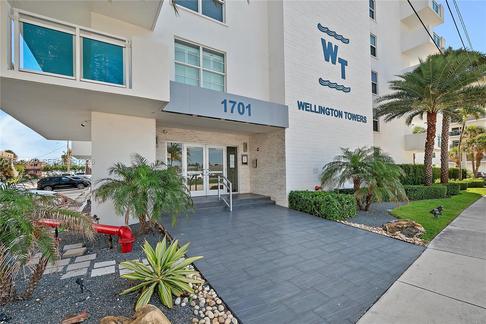 1701 S Ocean Dr #202, Hollywood FL 33019