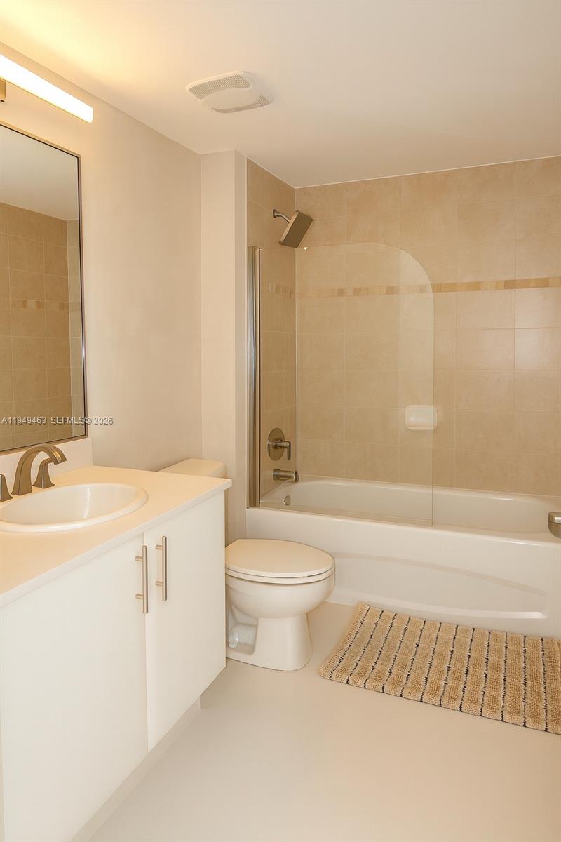 1861 NW S River Dr #2505, Miami FL 33125