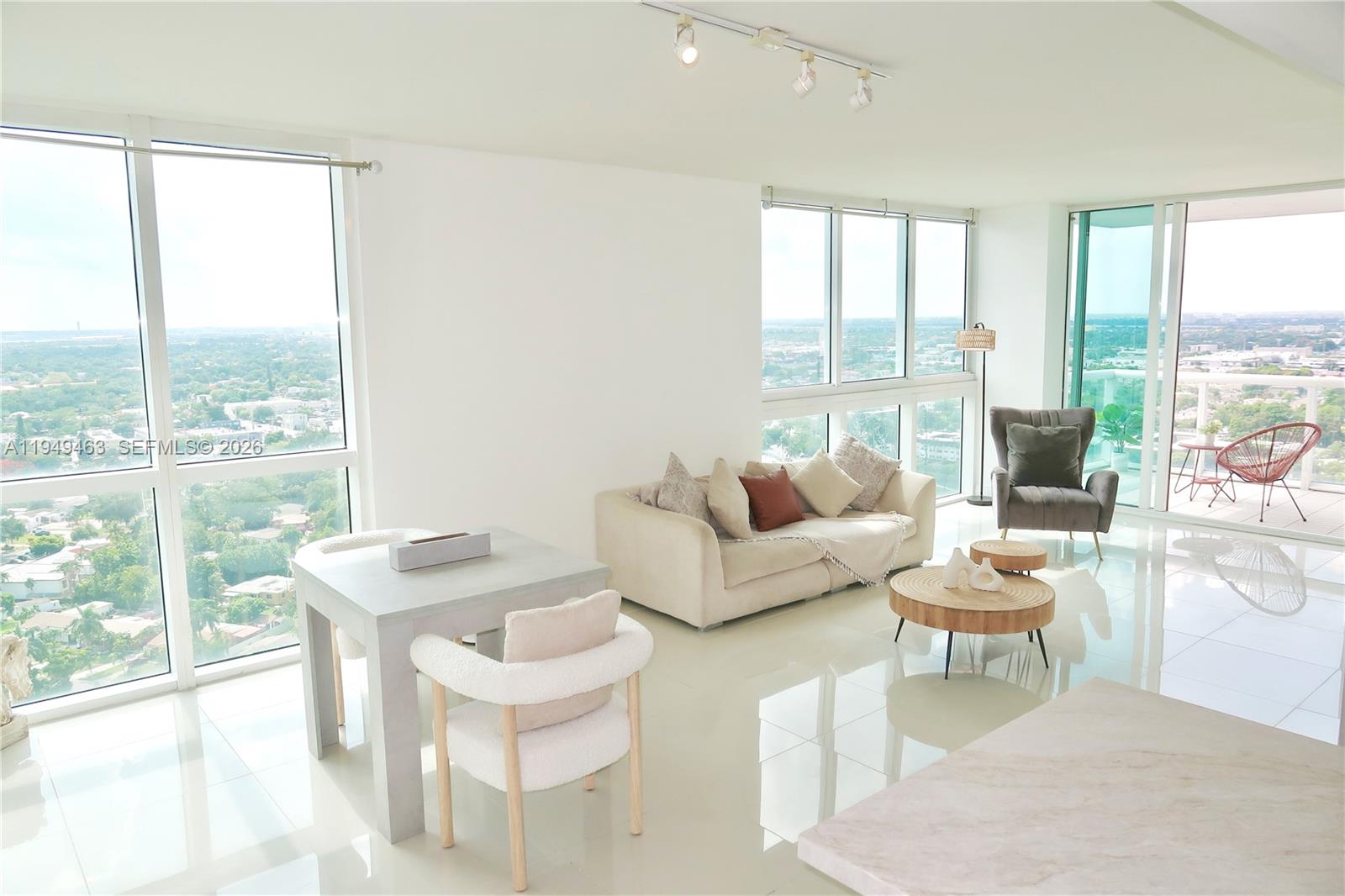1861 NW S River Dr #2505, Miami FL 33125