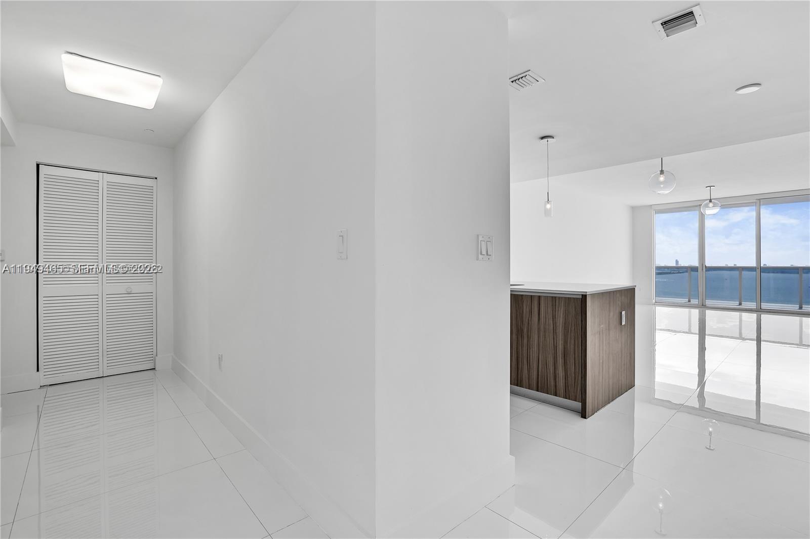 600 NE 27th St #2904, Miami FL 33137