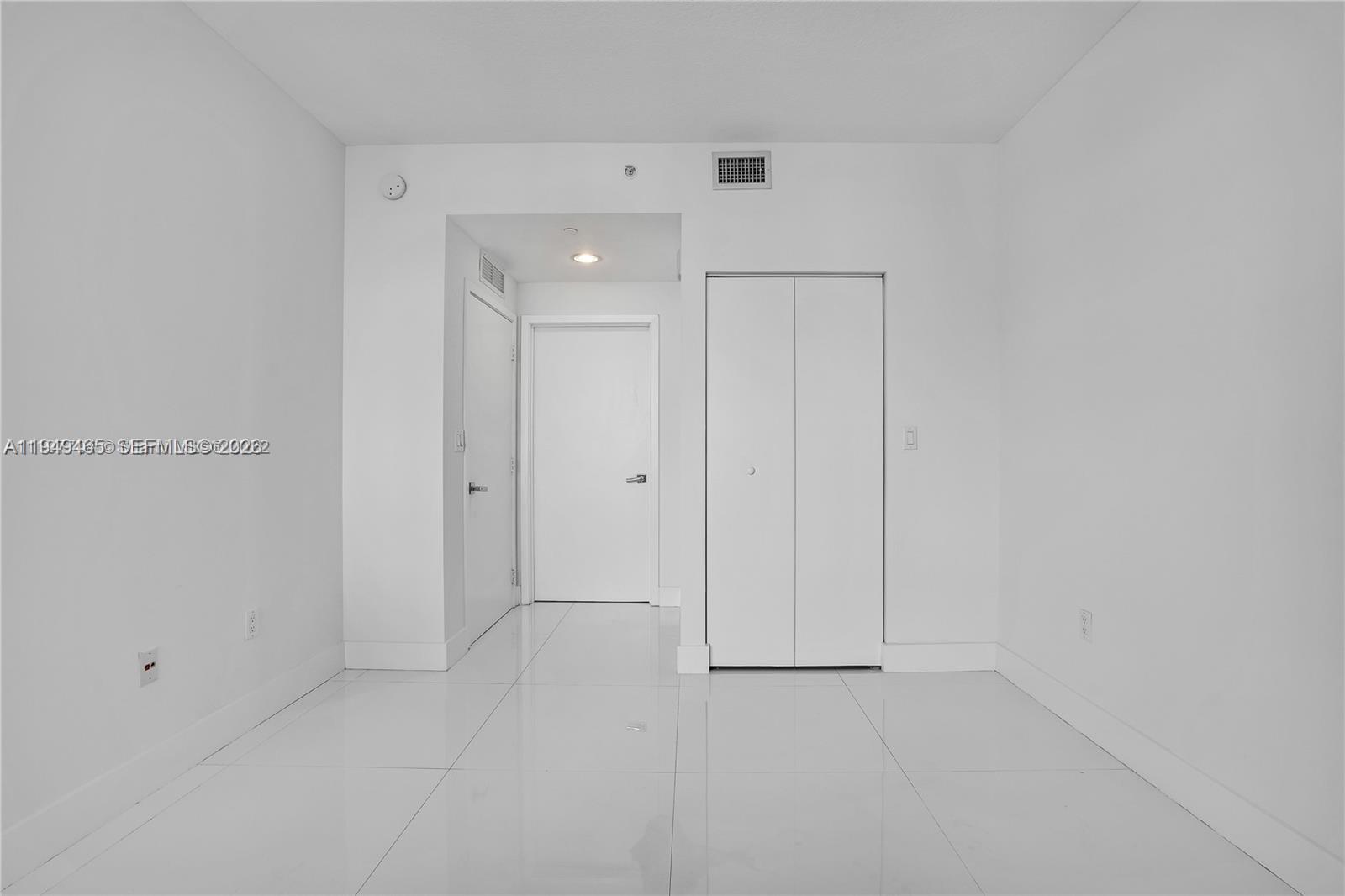 600 NE 27th St #2904, Miami FL 33137